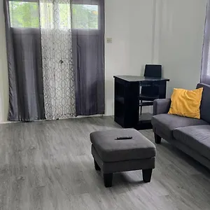 Apartment Amiah's - Spacious Two Bedroom In St George